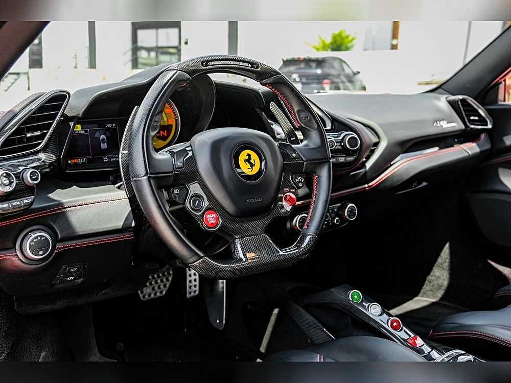 ferrari 488 gtb 2017 ZFF80AMA0H0223292 image ferrari 488 gtb 2017 ZFF80AMA0H0223292 image